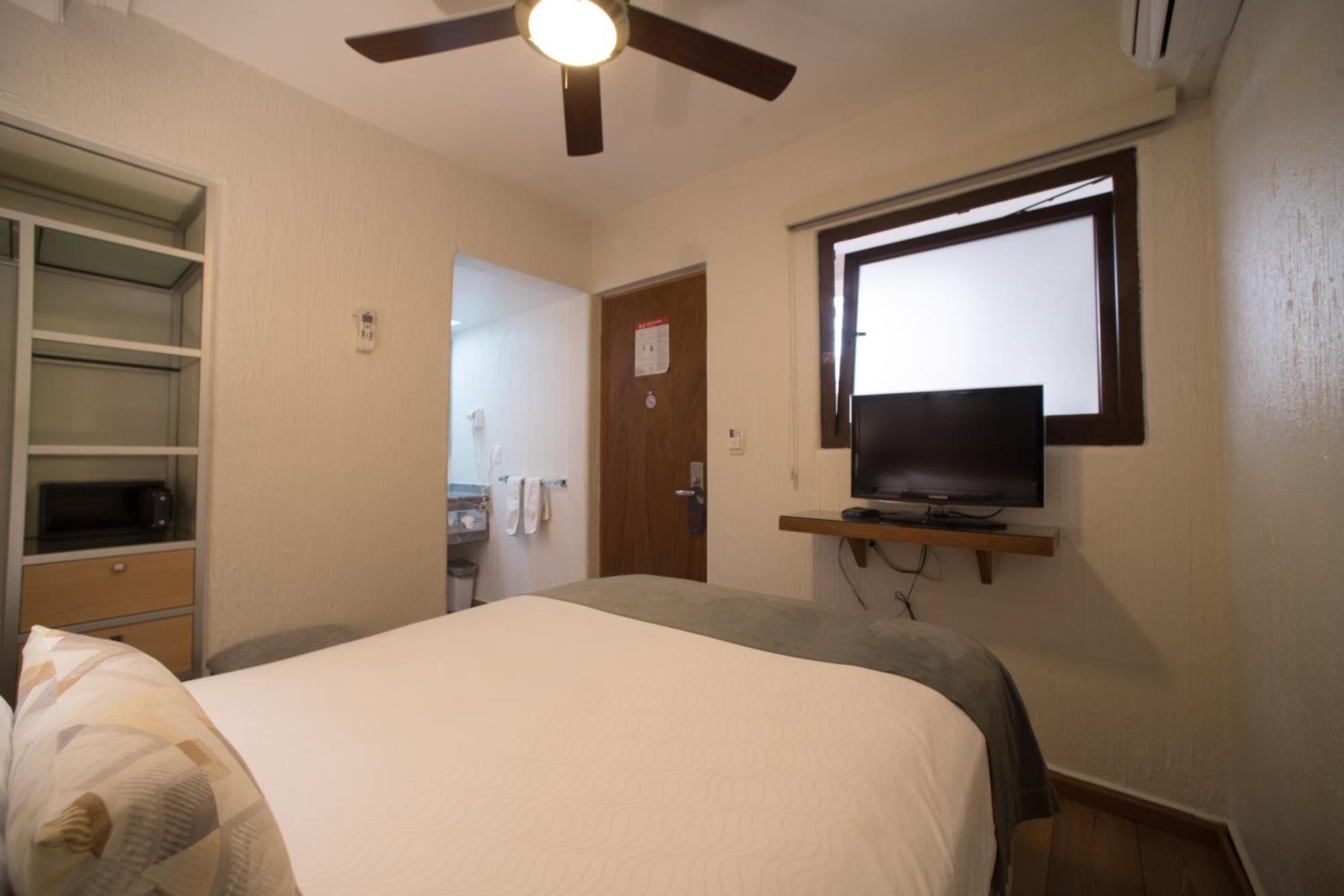 Oaxaca Hotel Abu מראה חיצוני תמונה