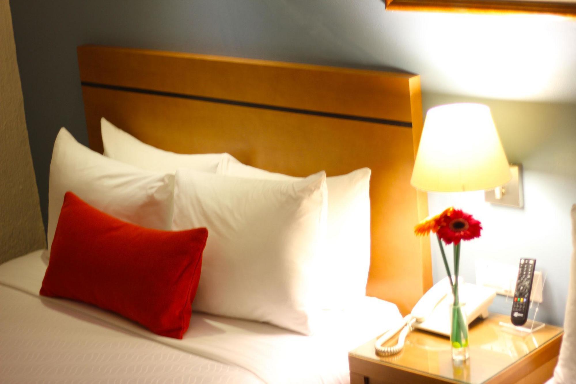 Oaxaca Hotel Abu מראה חיצוני תמונה